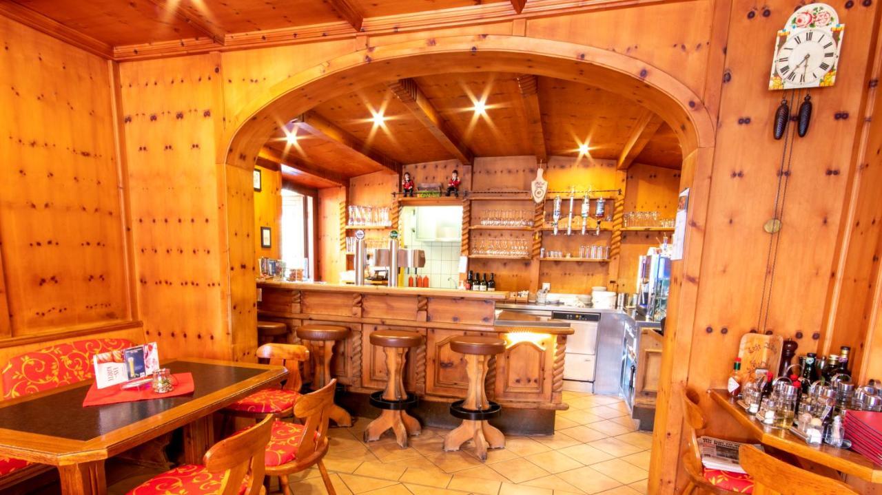Cafe Pension Alpina Innsbruck Exterior photo